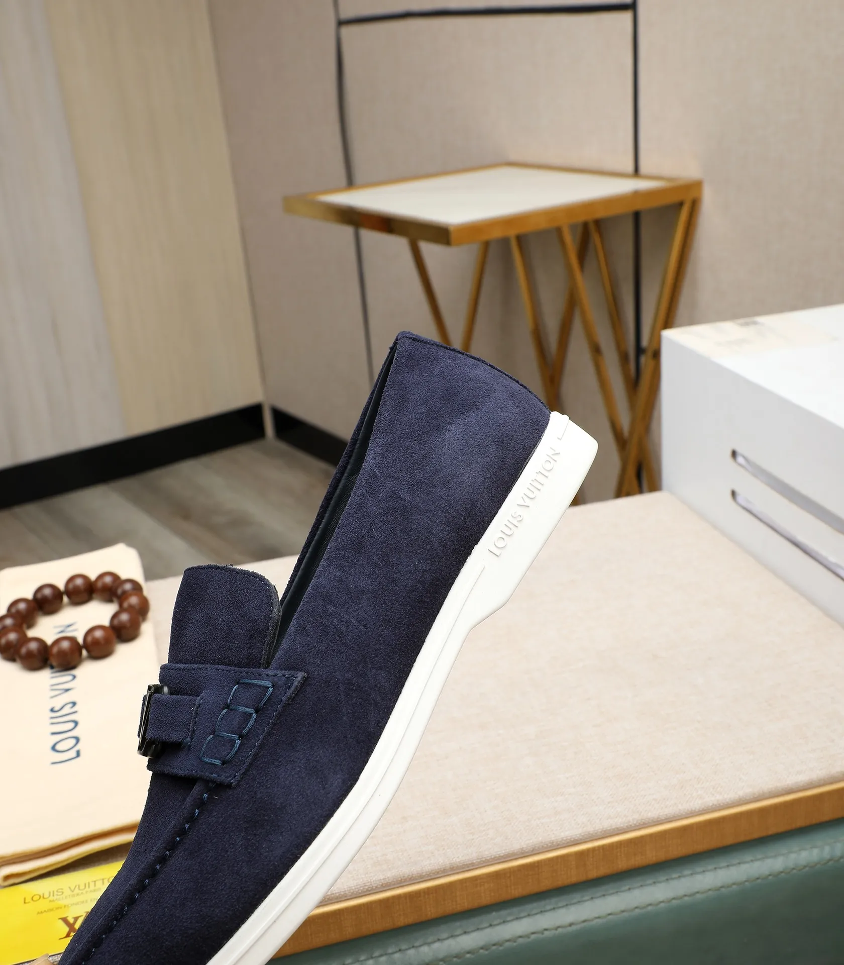 Men's shoes 💰520 📛📛【LOUIS VUITTON】Louis Vuitton 2024 official website synchronized new products 👟Milan fashion catwalk style 🇰🇾🇰🇾LV family logo, celebrity style, a must-have for fashionistas ⚠️First-layer calfskin ➕Genuine leather lining ➕Official website original version special outsole 👞Number 38-44